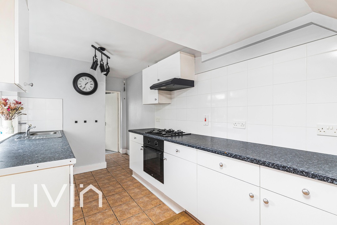 3 bed terraced house for sale in Morland Road, Croydon 8
