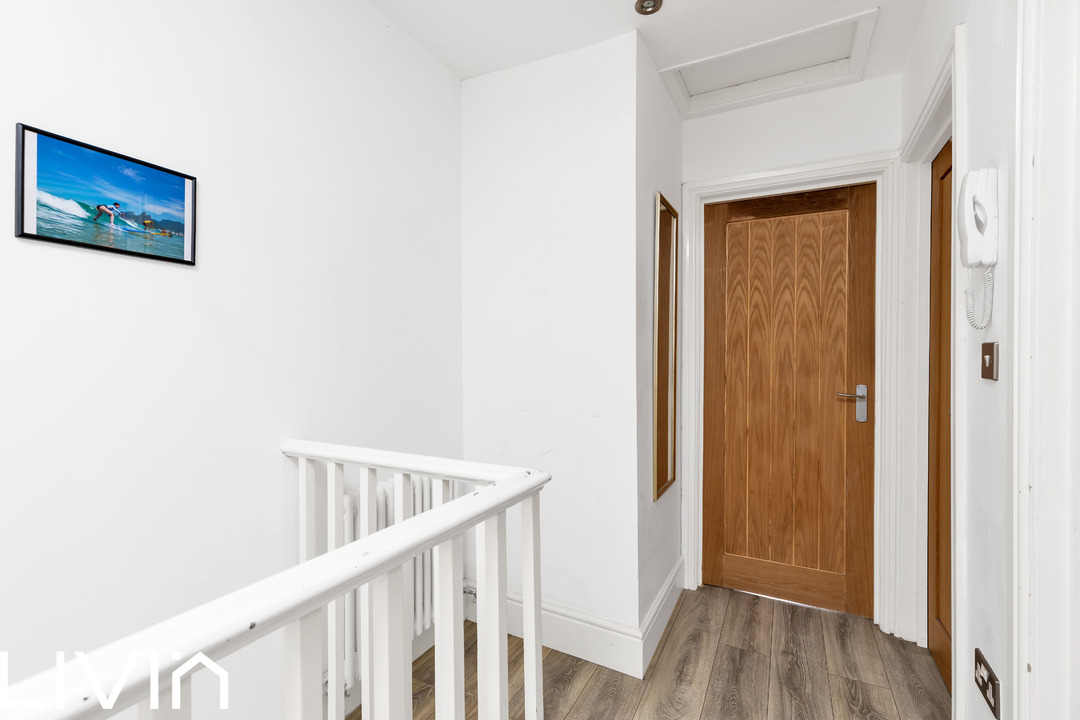 2 bed apartment for sale in Ecclesbourne Road, Thornton Heath  - Property Image 8