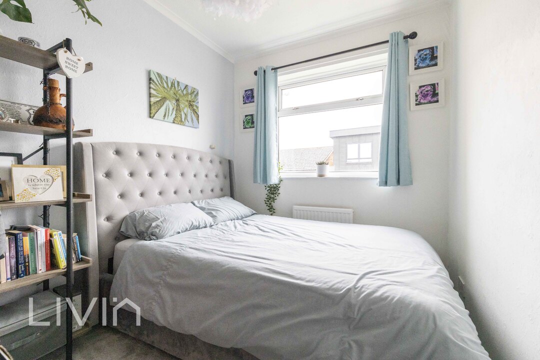 2 bed apartment for sale in Queensbury Court, Thornton Heath 13