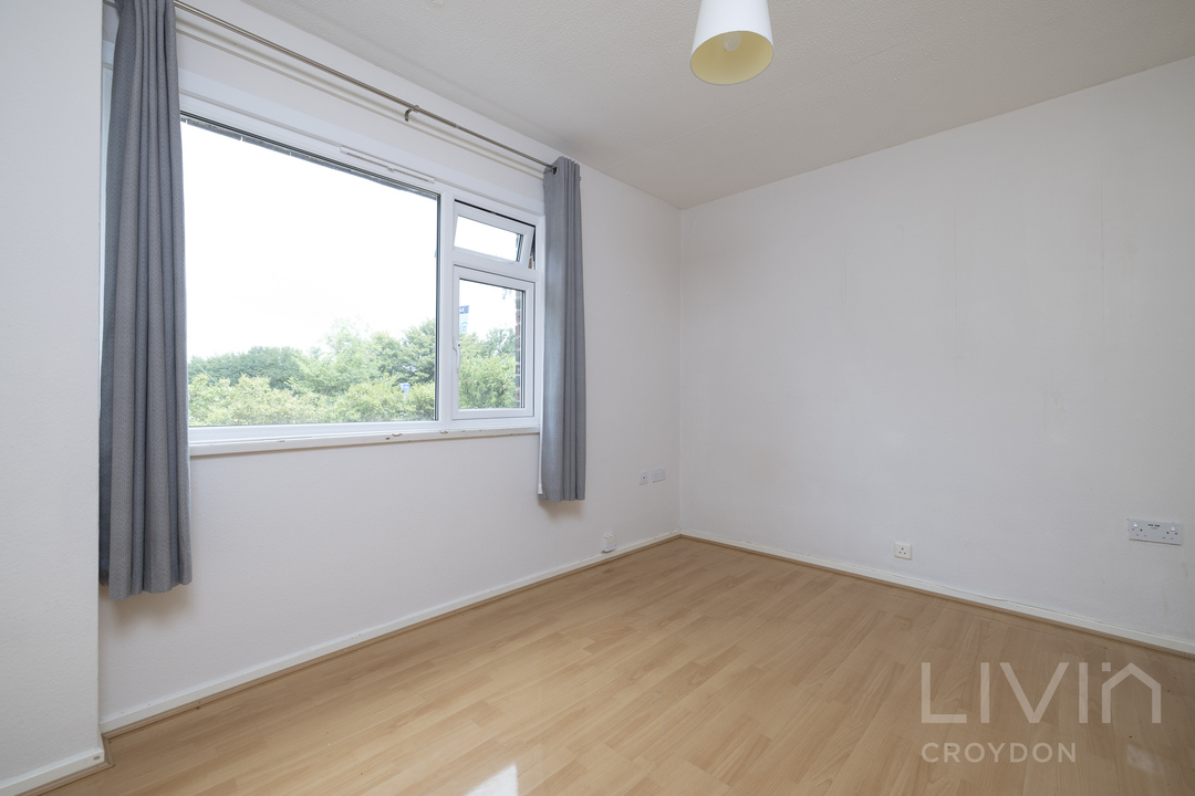 4 bed detached house for sale in Coombe Road, Croydon  - Property Image 13