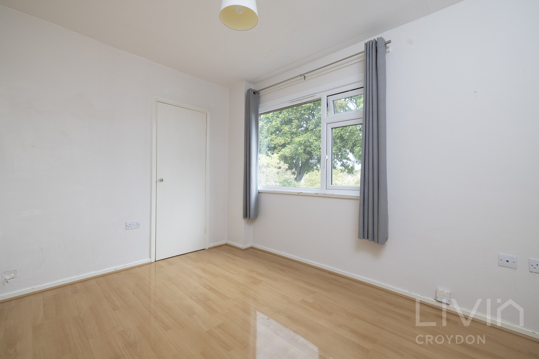 4 bed detached house for sale in Coombe Road, Croydon  - Property Image 14