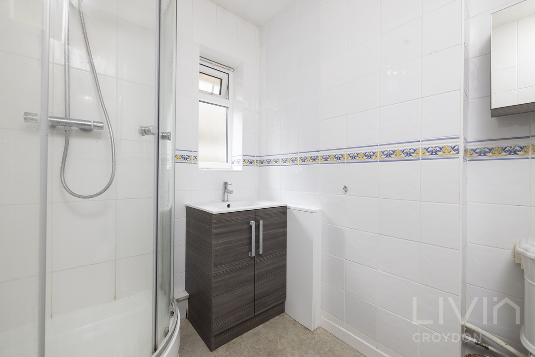 4 bed detached house for sale in Coombe Road, Croydon  - Property Image 18