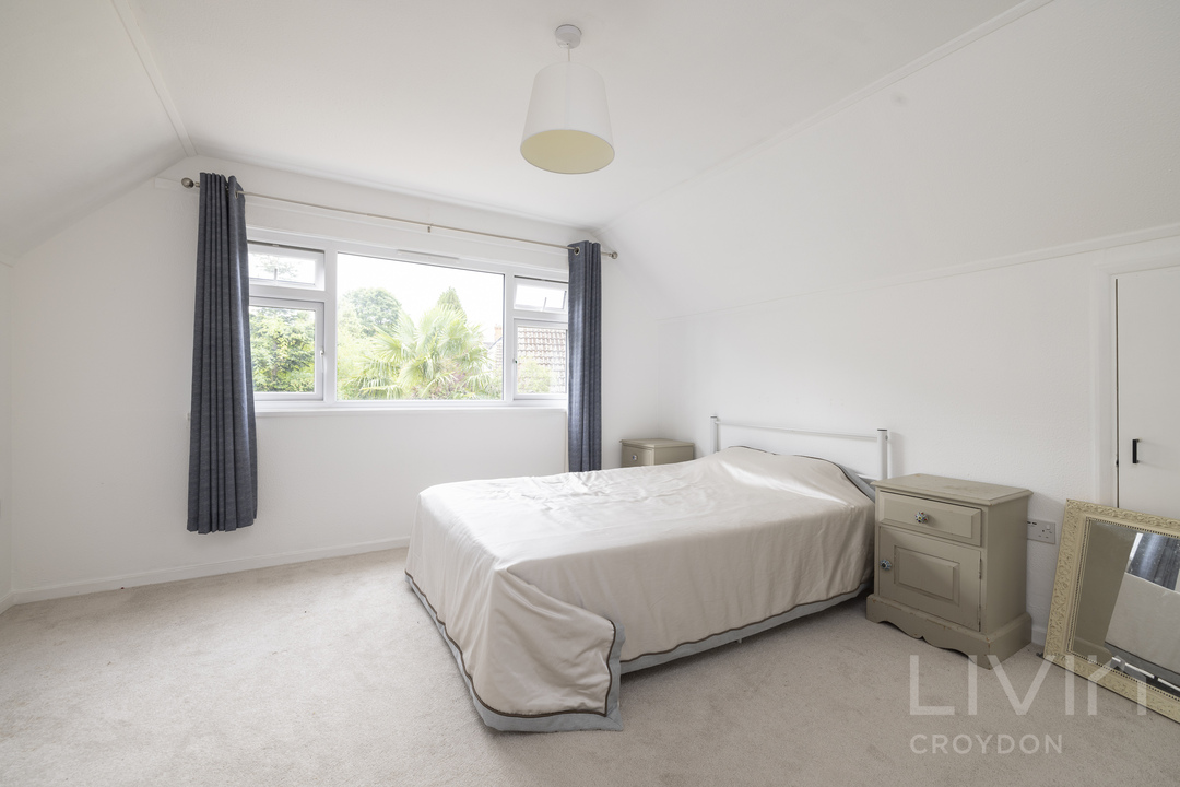 4 bed detached house for sale in Coombe Road, Croydon 20