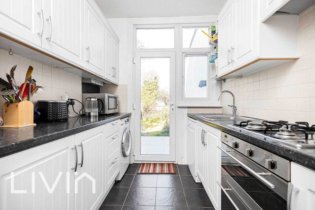 3 bed terraced house for sale in Waddon Road, Croydon 7