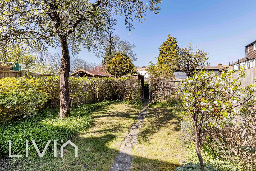 3 bed terraced house for sale in Waddon Road, Croydon 11