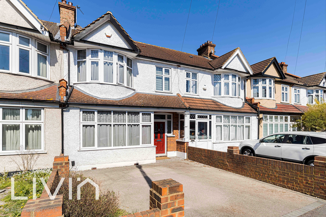 3 bed terraced house for sale in Waddon Road, Croydon, CR0