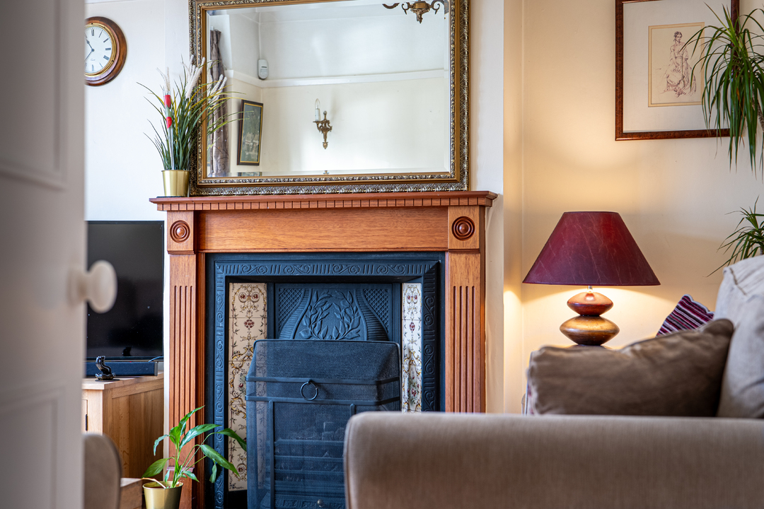 4 bed semi-detached house for sale in Crossways, South Croydon 2