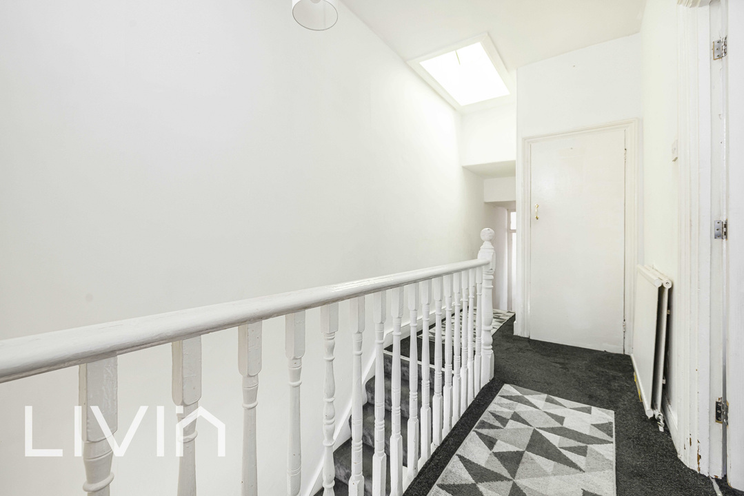 3 bed maisonette for sale in Mersham Road, Thornton Heath  - Property Image 11