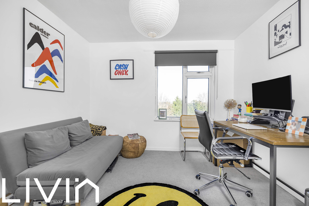 2 bed maisonette for sale in Turnpike Link, Croydon  - Property Image 9