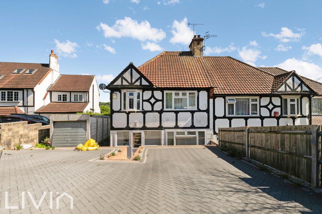 3 bed house for sale in Road, Purley, CR8
