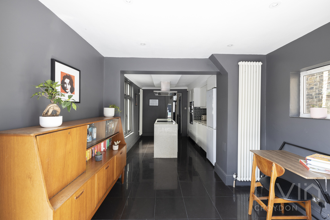 2 bed end of terrace house for sale in Brafferton Road, Croydon 13