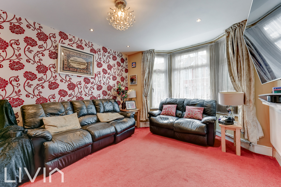 3 bed house for sale in Dewey Street, London  - Property Image 3