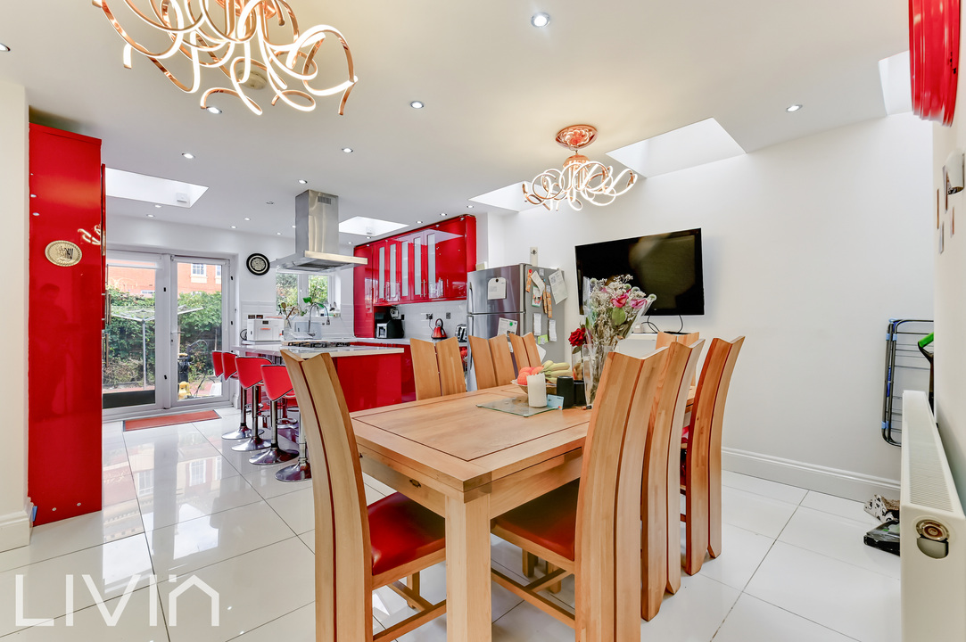 3 bed house for sale in Dewey Street, London  - Property Image 2