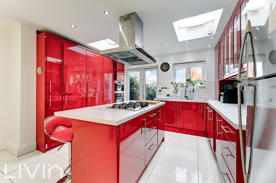 3 bed house for sale in Dewey Street, London  - Property Image 5