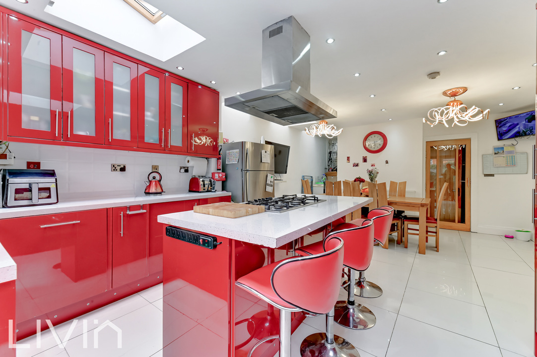 3 bed house for sale in Dewey Street, London  - Property Image 8
