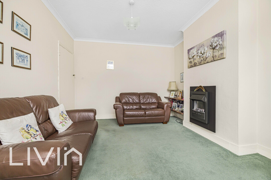 3 bed terraced house for sale in Seymour Villas, Crystal Palace 4