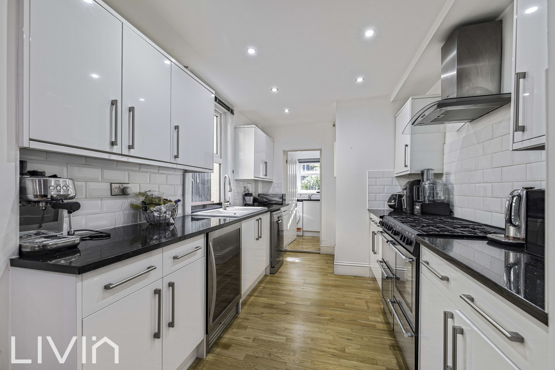 2 bed terraced house for sale in Tanfield Road, Croydon  - Property Image 3