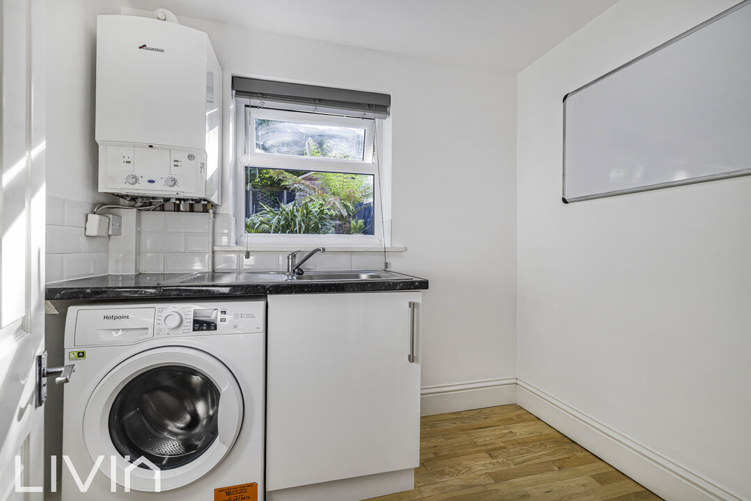 2 bed terraced house for sale in Tanfield Road, Croydon 9