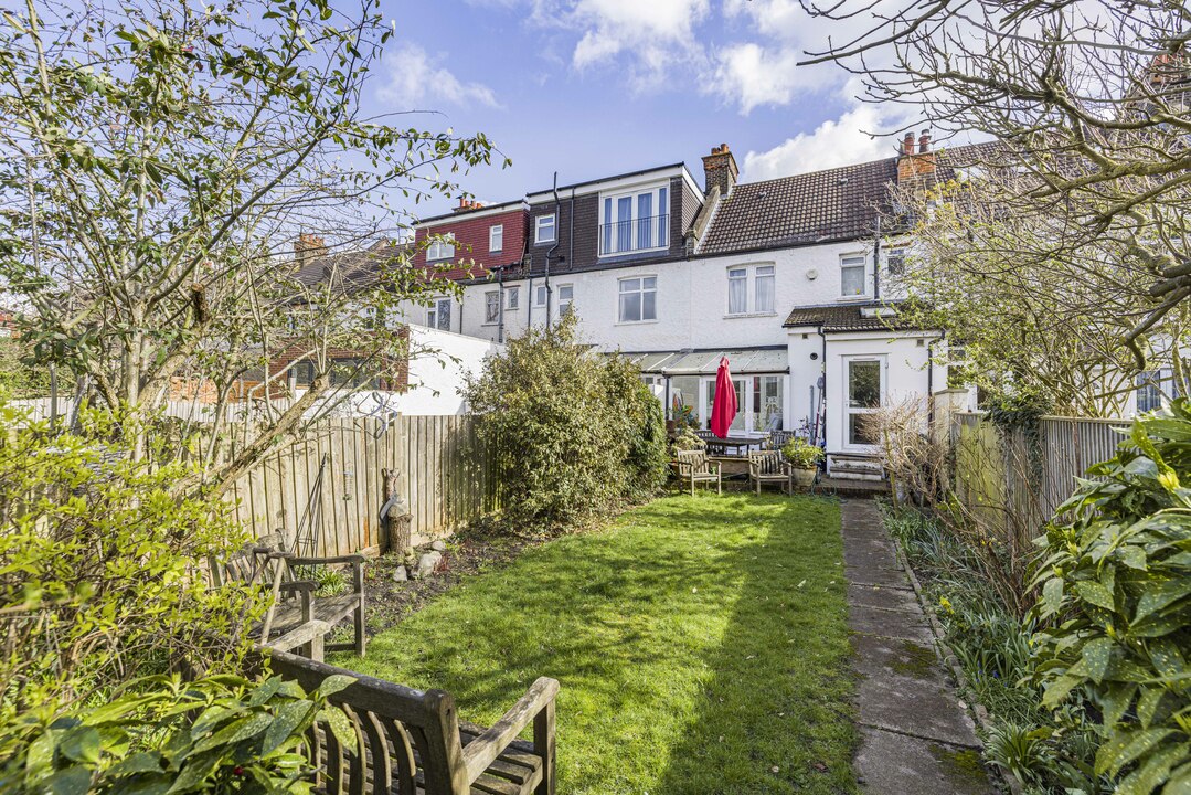 3 bed terraced house for sale in Ashburton Avenue, Croydon  - Property Image 11