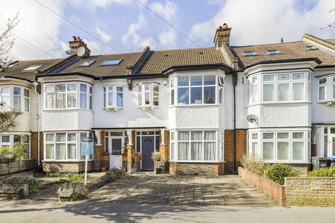 3 bed terraced house for sale in Ashburton Avenue, Croydon  - Property Image 1