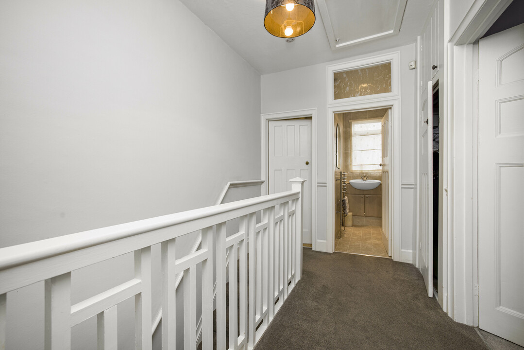 3 bed terraced house for sale in Ashburton Avenue, Croydon  - Property Image 15