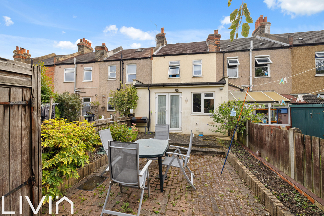 3 bed terraced house for sale in Bredon Road, Croydon  - Property Image 11