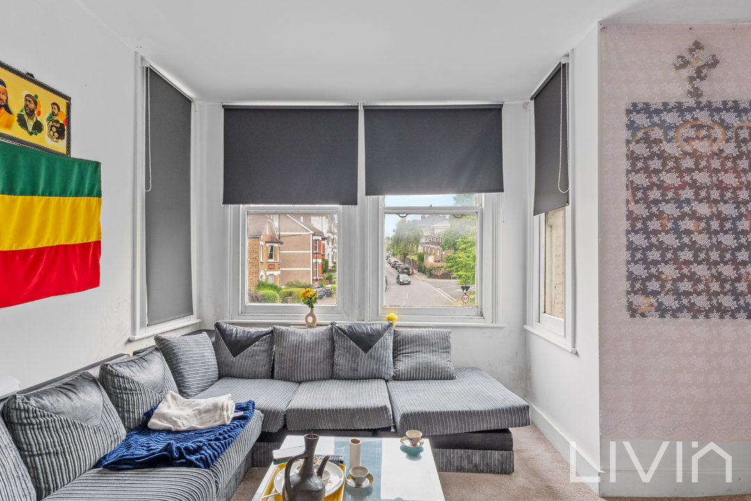 1 bed apartment for sale in Croham Road, South Croydon 7