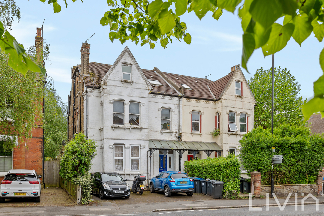 1 bed apartment for sale in Croham Road, South Croydon  - Property Image 1