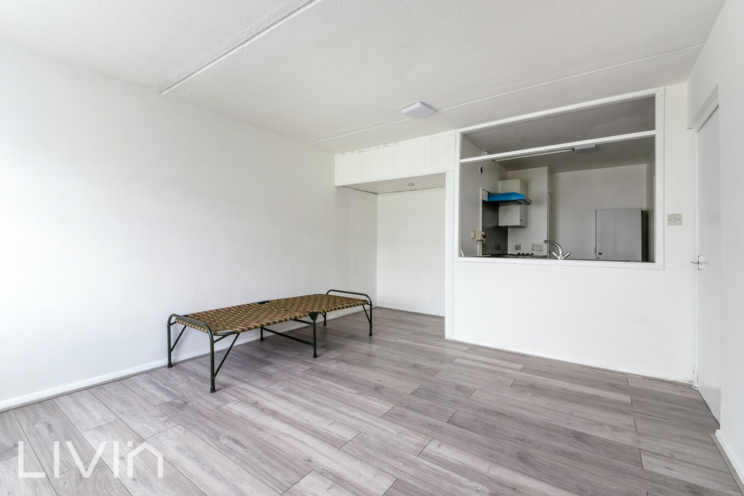 1 bed maisonette for sale in Renown Close, Croydon 6