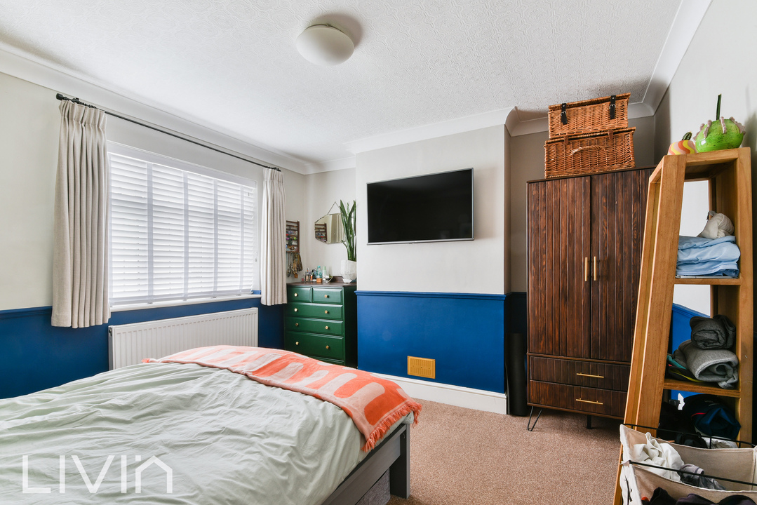 2 bed house for sale in West Street, Croydon 8