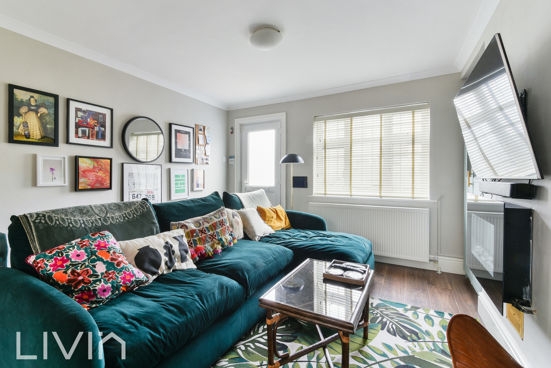 2 bed house for sale in West Street, Croydon 1