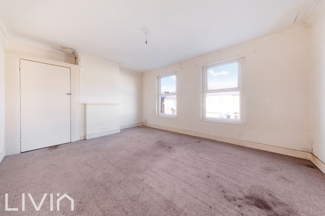 3 bed end of terrace house for sale in Clarendon Road, Croydon  - Property Image 4