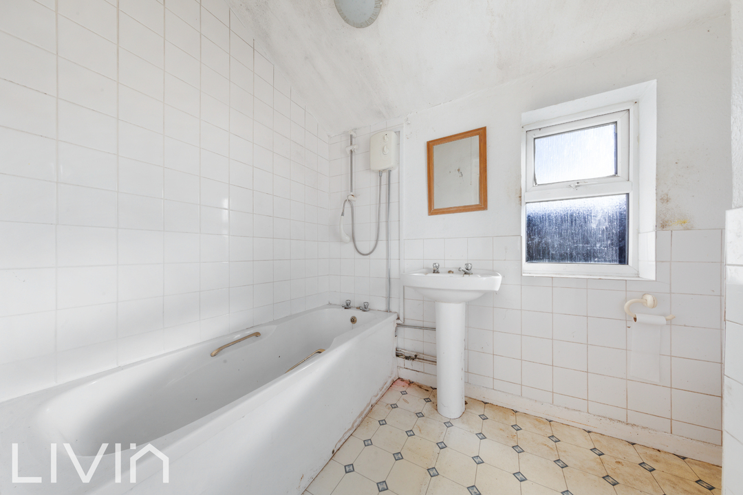 3 bed end of terrace house for sale in Clarendon Road, Croydon  - Property Image 10