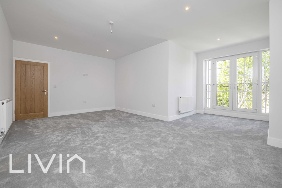 7 bed detached house for sale in Addiscombe Road, Croydon  - Property Image 19