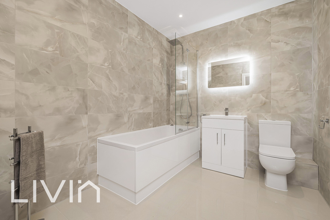 7 bed detached house for sale in Addiscombe Road, Croydon  - Property Image 25