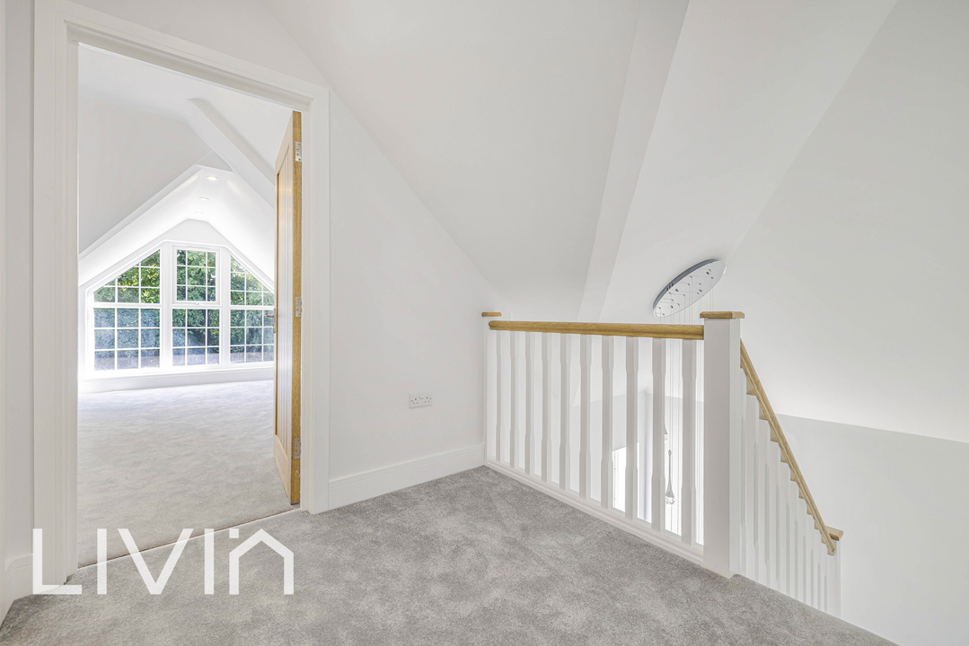 7 bed detached house for sale in Addiscombe Road, Croydon  - Property Image 22