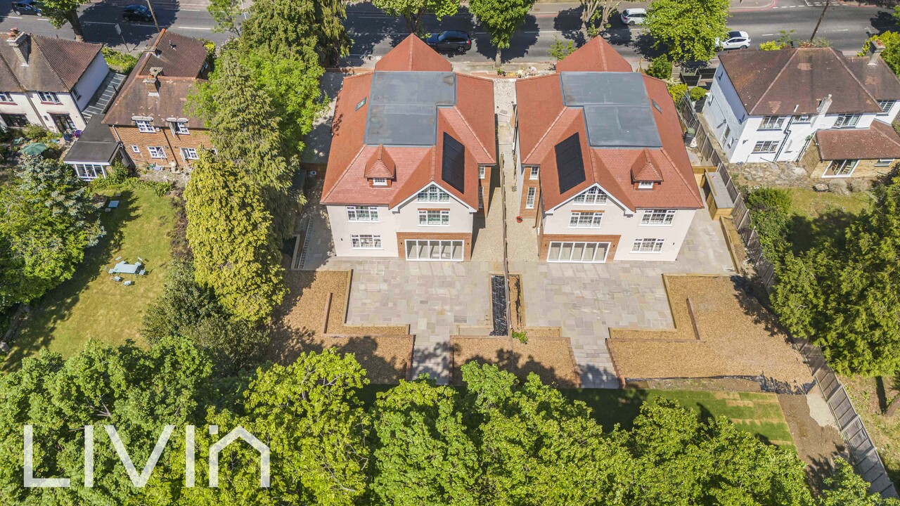 7 bed detached house for sale in Addiscombe Road, Croydon  - Property Image 2