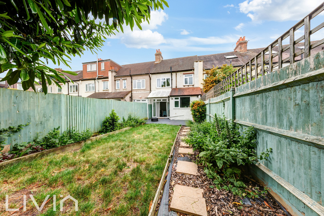 3 bed terraced house for sale in Addiscombe Avenue, Croydon 8