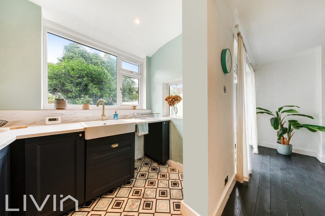 3 bed terraced house for sale in Addiscombe Avenue, Croydon 7