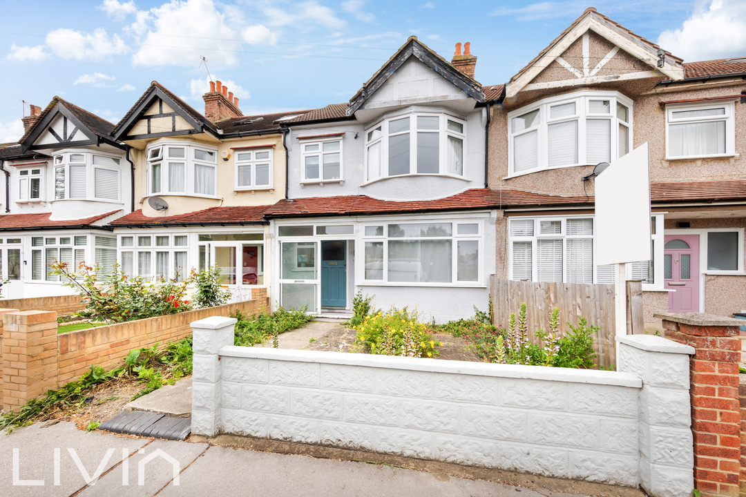 3 bed terraced house for sale in Addiscombe Avenue, Croydon, CR0