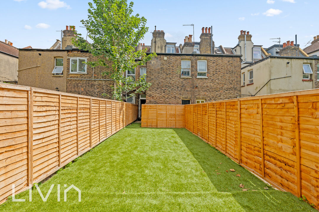 1 bed apartment for sale in Milton Road, Croydon 13