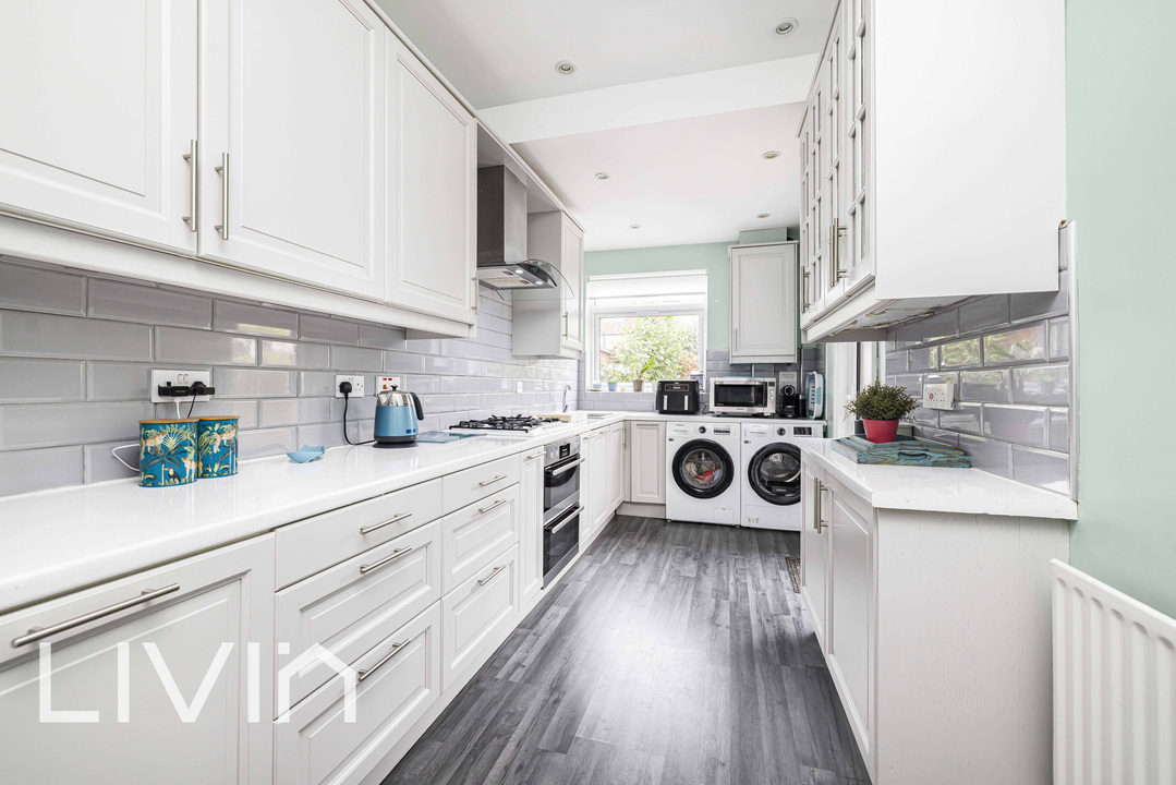 3 bed terraced house for sale in Kingscote Road, Croydon  - Property Image 5