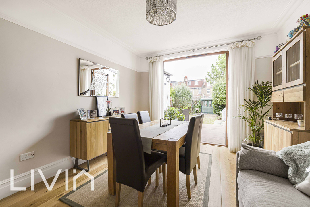 3 bed terraced house for sale in Kingscote Road, Croydon  - Property Image 4