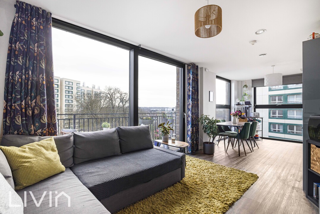 1 bed apartment for sale in Admiral Court, Croydon  - Property Image 2