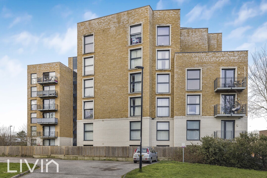 1 bed apartment for sale in Admiral Court, Croydon  - Property Image 18