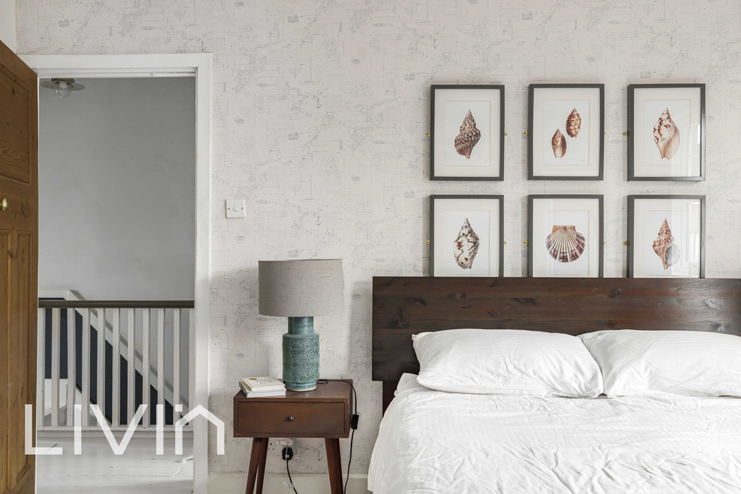 3 bed terraced house for sale in Baring Road, Croydon 6