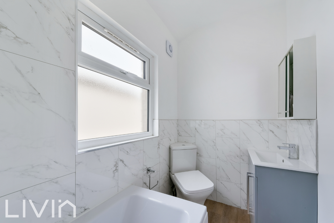 3 bed terraced house to rent in Boswell Road, Thornton Heath  - Property Image 10