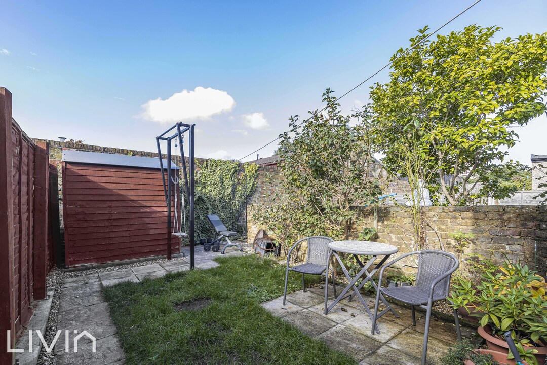 2 bed terraced house for sale in Warren Road, Croydon  - Property Image 14