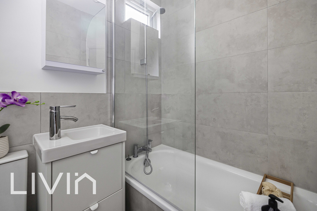 3 bed terraced house for sale in Grange Park Road, Thornton Heath 15