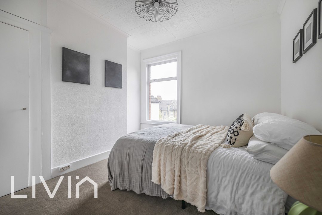 3 bed terraced house for sale in Grange Park Road, Thornton Heath 17